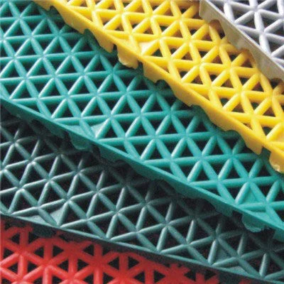 Interlocking Modular Court · 1